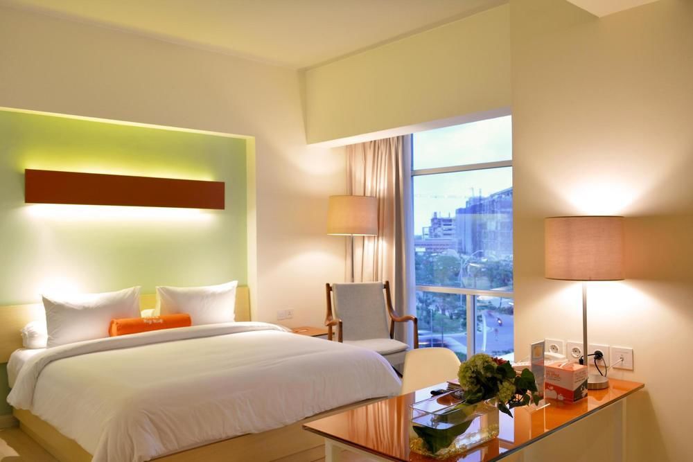 Harris Hotel & Conventions Bekasi Exterior photo